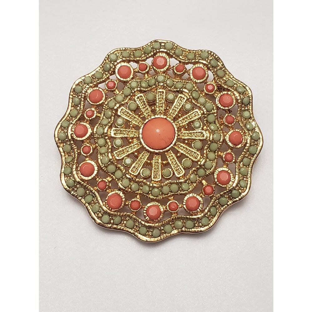 Vintage Round Wavy Embellished Brooch Pin